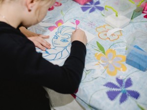 Майстер-клас з малювання кольоровим піском