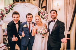 Ведучі весілля