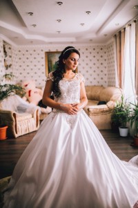Наречена Христя