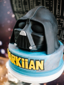 Торт для іменинника в стилі  "Star Wars"