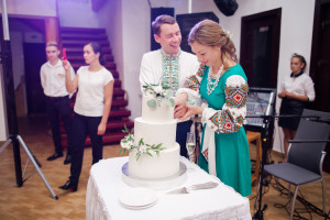 Розрізання торту